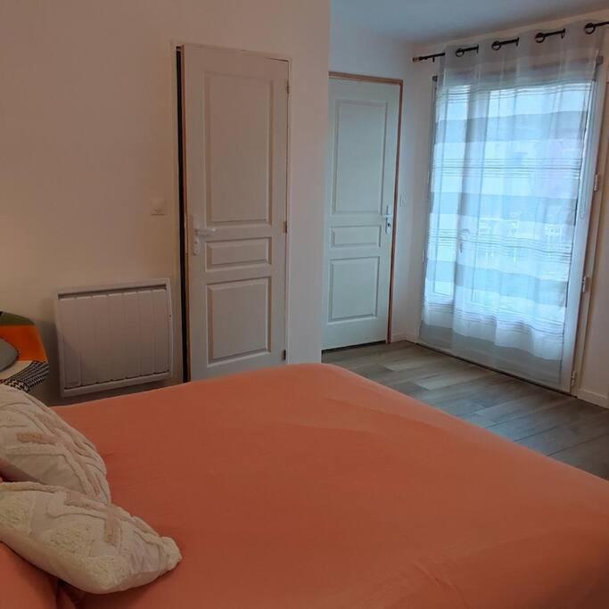 Maison Spacieuse 50 M De La Plage Ouistreham Bagian luar foto