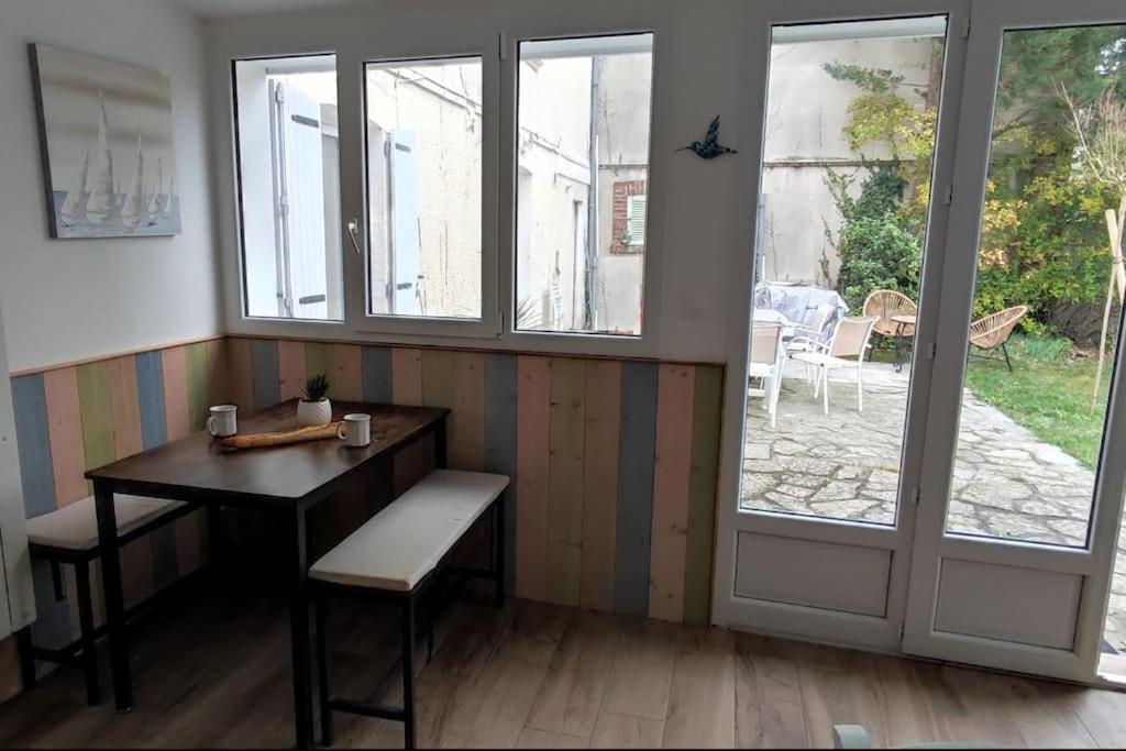 Maison Spacieuse 50 M De La Plage Ouistreham Bagian luar foto